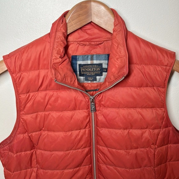 Pendleton Down Puffer Vest - Picture 2 of 7